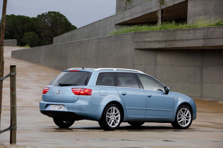  Seat Exeo ST 2009 года  (фото 168 из 203)